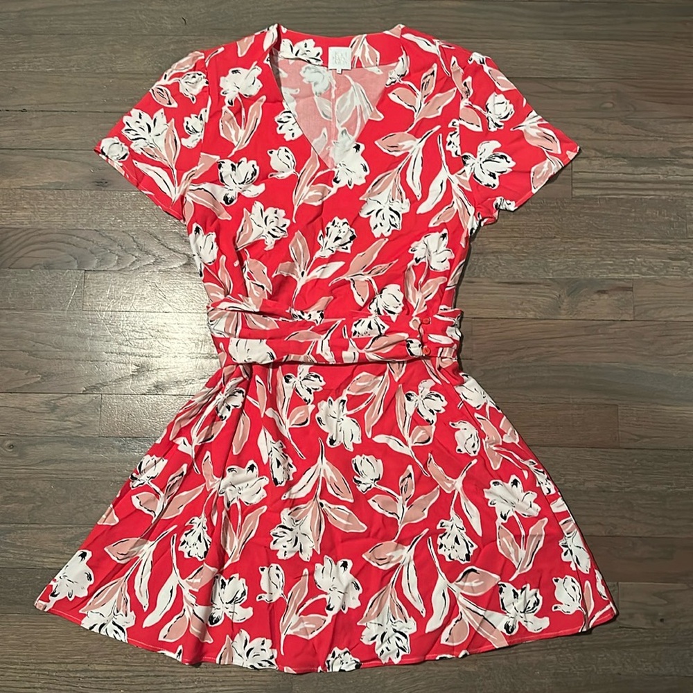 Chic Red Floral Women's Tunic Dress